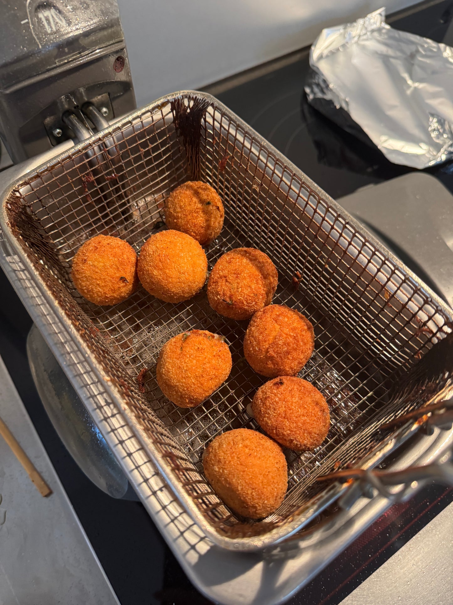 Handgemaakte Thaise Kroketten (5 stuks), diepgevroren.