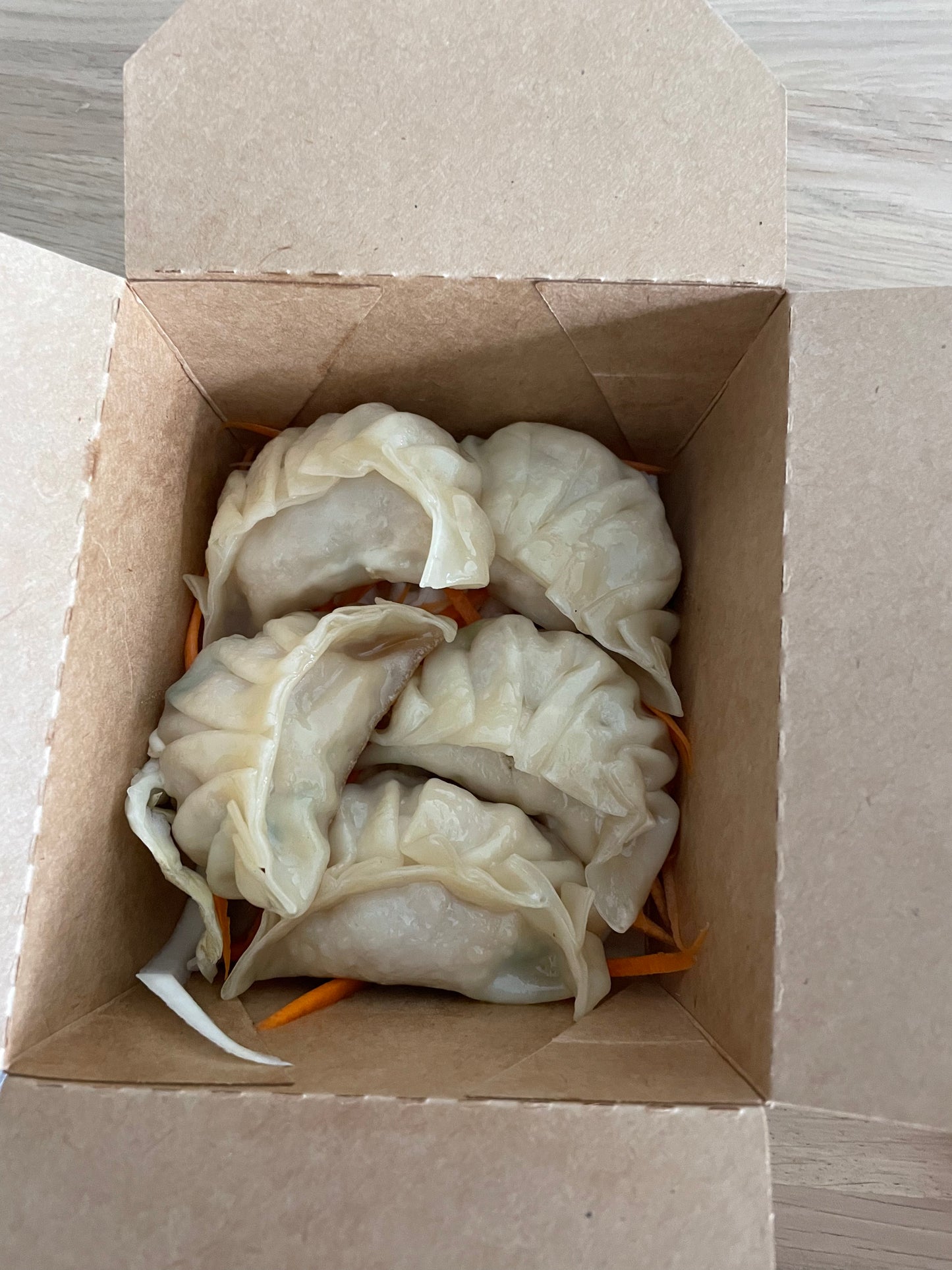 Gyoza with chicken filling, handmade (5 pieces)
